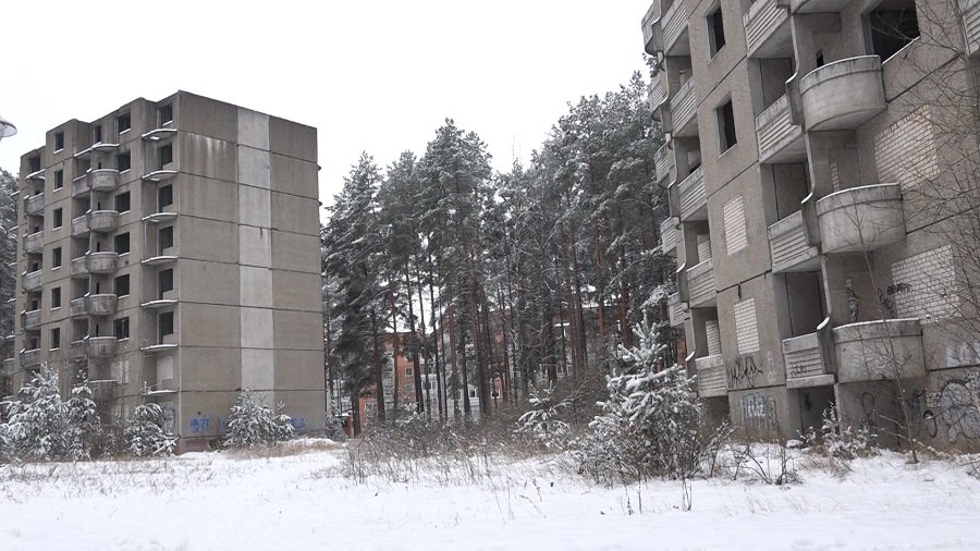 Как дела с модернизацией городской системы освещения? Когда будут сносить дома по Седулинос 36, 40? (видео) - В Висагинасе