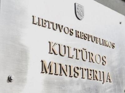 Демонтированные в разных городах Литвы советские памятники передадут в Грутский парк - Литва и страны Балтии