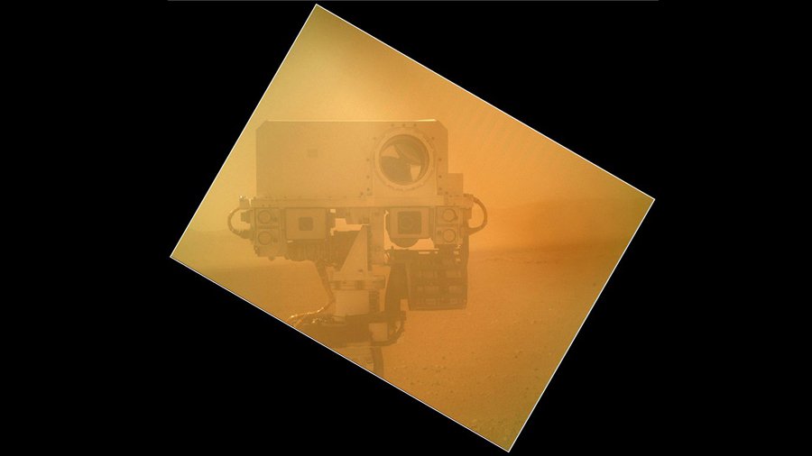 «Кьюриосити» получил снимки с камеры манипулятора - Наука и здоровье