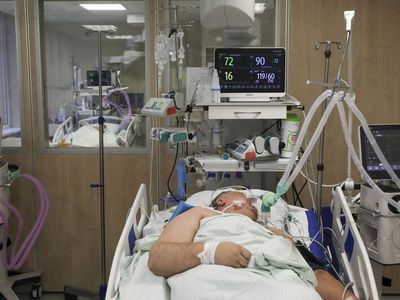 В Висагинасе скончались еще двое инфицированных COVID-19 - В Висагинасе