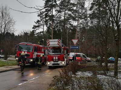 Три пожарные машины на одну кастрюлю супа - В Висагинасе