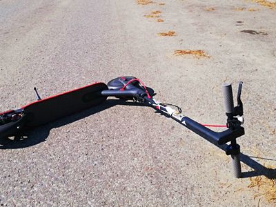 Автомобилем была сбита девушка на электросамокате - Происшествия и криминал