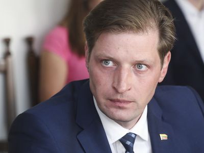 Предлагается разрешить лицам до 18 лет рыбачить бесплатно - Литва и страны Балтии