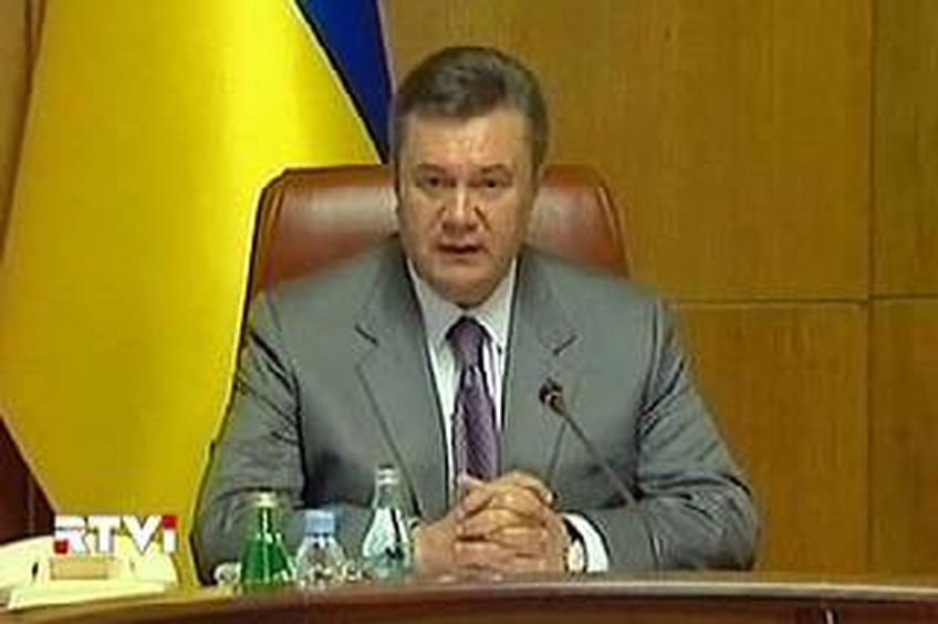 Янукович объявил Европу приоритетным партнером Украины. Но в НАТО страна больше не стремится