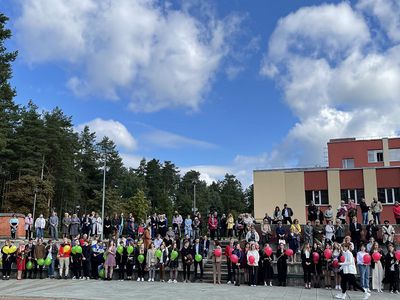 Гимназии «Атгимимо» – 35! - В Висагинасе