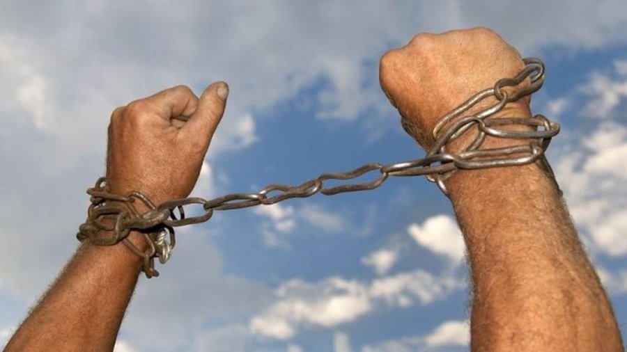 Торговля людьми приобретает новый характер - Литва и страны Балтии