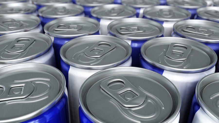 Несовершеннолетним больше не продадут энергетики - Литва и страны Балтии