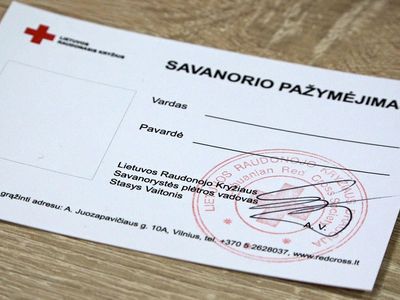 Не впускайте к себе в дом незнакомых людей. Красный крест предупреждает (видео) - В Висагинасе