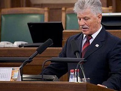 Латвийский депутат отделался выговором за интервью на русском - Литва и страны Балтии