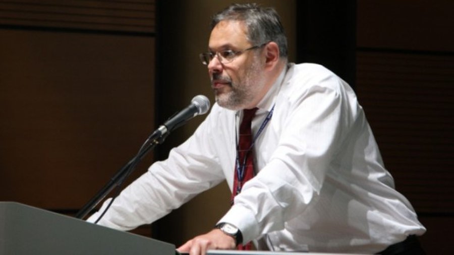 Экономист Михаил Хазин: В Литву вторая волна кризиса придет осенью 2014г. - люди должны будут наполовину сократить расходы - Литва и страны Балтии