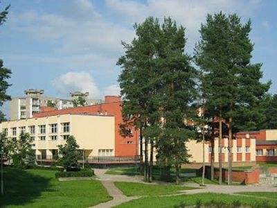 Зоны «без дыма» дополнены территорией  возле гимназии «Atgimimo» - В Висагинасе