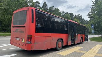 Жители жалуются на городские автобусы