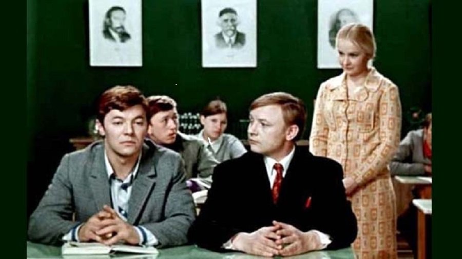 Сесть за парту никогда не поздно. 48-летняя выпускница «Atgimimo» поступила в коллегию - В Висагинасе