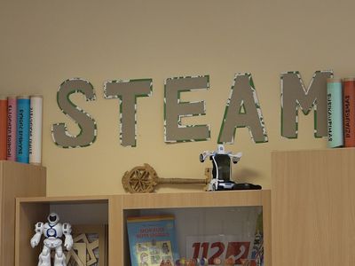 Детсад «Auksinis raktelis» из проекта STEAM выбрал букву М – математику (видео) - В Висагинасе