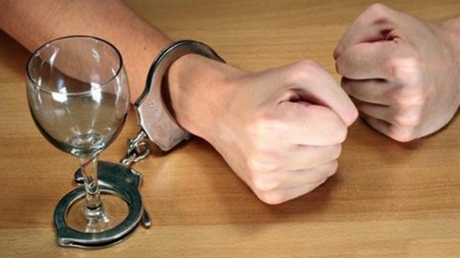 В России могут запретить продажу алкоголя по выходным - Наука и здоровье