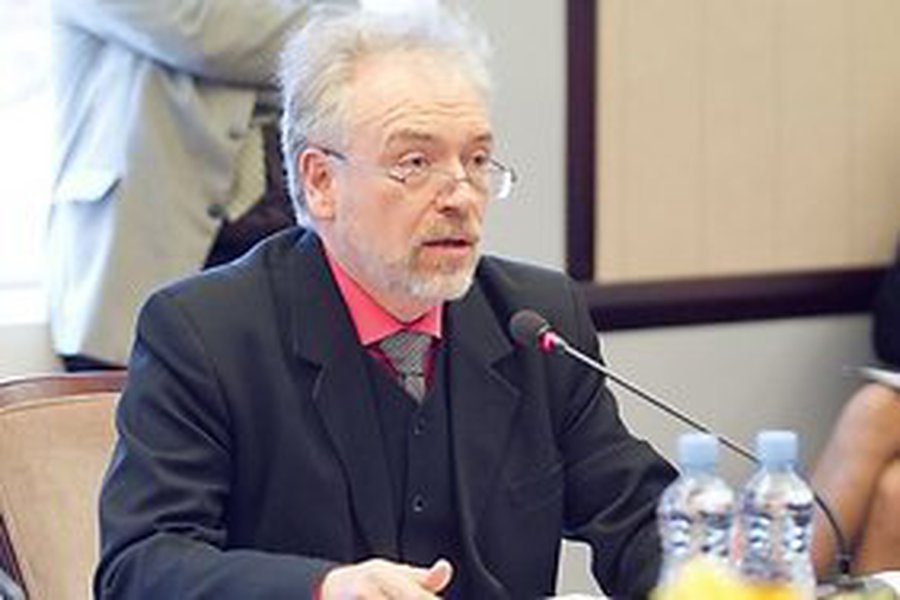 Перспектива образования нацменьшинств — школы с госязыком?                                  - Культурные и спортивные мероприятия