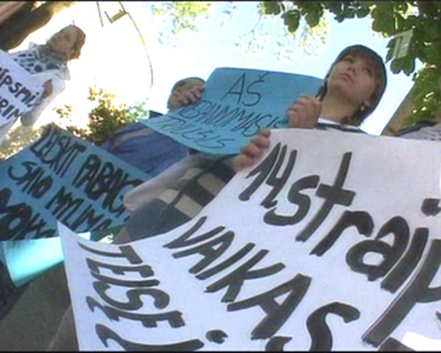 Русскую школу хотят потеснить 

 

 - Литва и страны Балтии