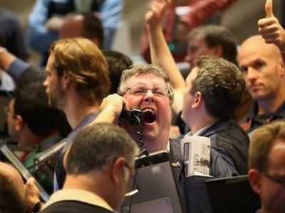 Инвесторы выводят деньги из США - В Мире