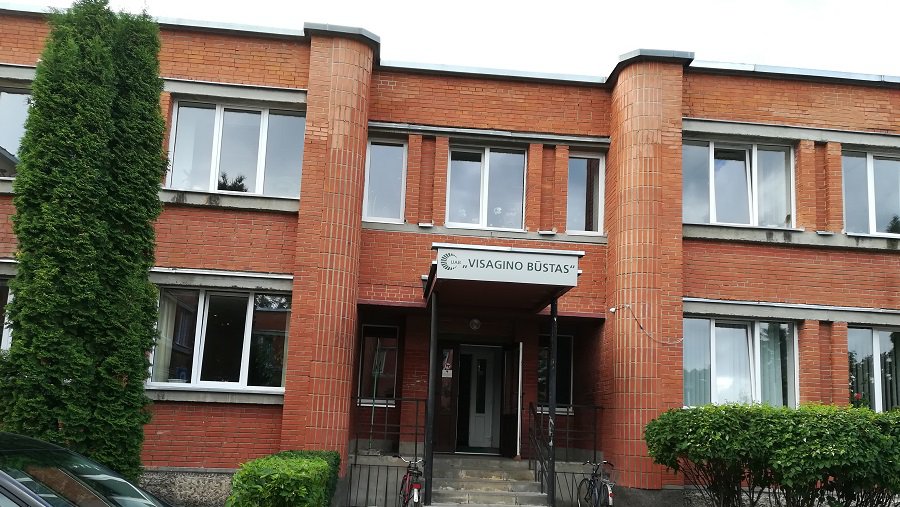 Вопросы читателей: в каком состоянии находятся контейнеры и мусоропроводы? - В Висагинасе