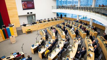 9 февраля парламентарии соберутся на внеочередную сессию Сейма