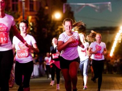 Sostinės centre – tūkstantinė sportiškų gražuolių minia - Lietuva ir Baltijos šalys