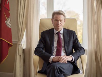 Президент Роландас Паксас приглашает поддержать Далю Штраупайте - Выборы в Сейм