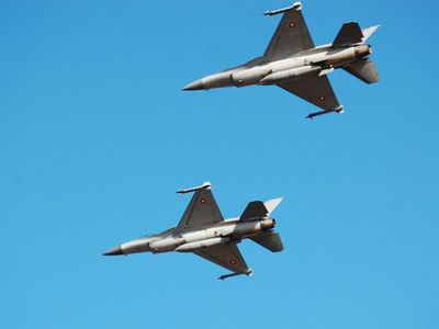 В Шяуляй прибудут истребители США, перенимающие миссию ПВО НАТО - Литва и страны Балтии