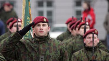 Литовская армия возвращается к обязательному военному призыву?