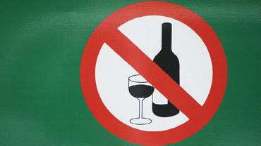 Законы о контроле алкоголя собираются пересмотреть в апреле