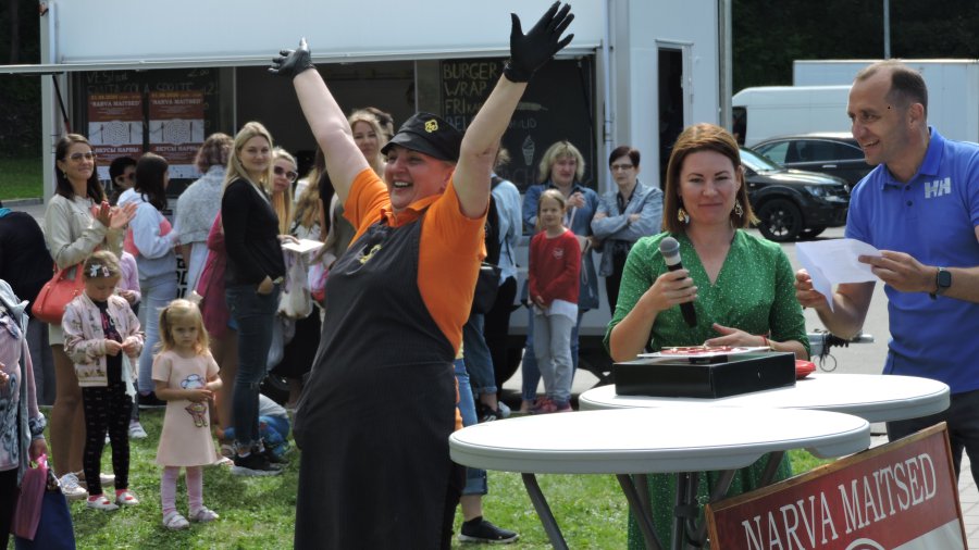 Опыт соседей. С ярмарки «Вкусы Нарвы» посетители уходили сытыми и веселыми - Литва и страны Балтии