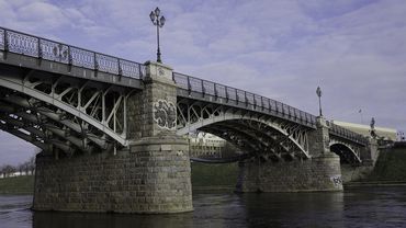 В Вильнюсе мужчина решил свести счеты с жизнью и спрыгнул с моста