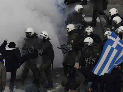 Беспорядочный выход из кризиса - В Мире