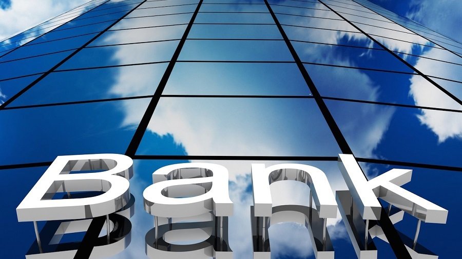 Клиент не может вернуть украденные со счета деньги: пенсионер на моем месте не выжил бы. - Литва и страны Балтии