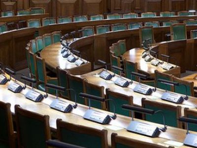 Сейм Латвии будет голосовать по законопроекту о введении евро - Литва и страны Балтии