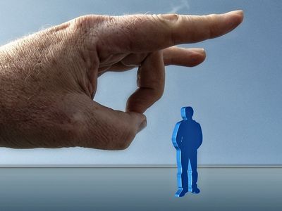 В Литве появилась доска позора работодателей: в списке есть первые названия компаний - Литва и страны Балтии