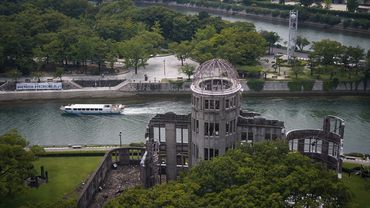 Japonija mini 75-ąsias Hirošimos atominio bombardavimo metines