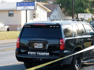 CBS: стрелявший в церкви в Техасе служил в ВВС - В Мире