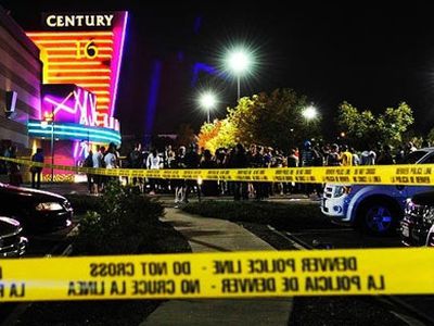 На кровавом киносеансе в США выжили те, кто изображали мертвых - В Мире