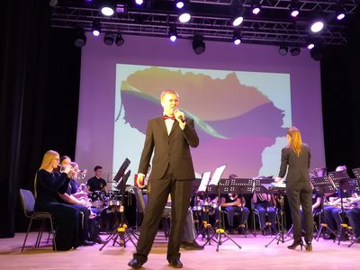 Замечательный концерт: детско-юношеский духовой оркестр играл по-взрослому - В Висагинасе