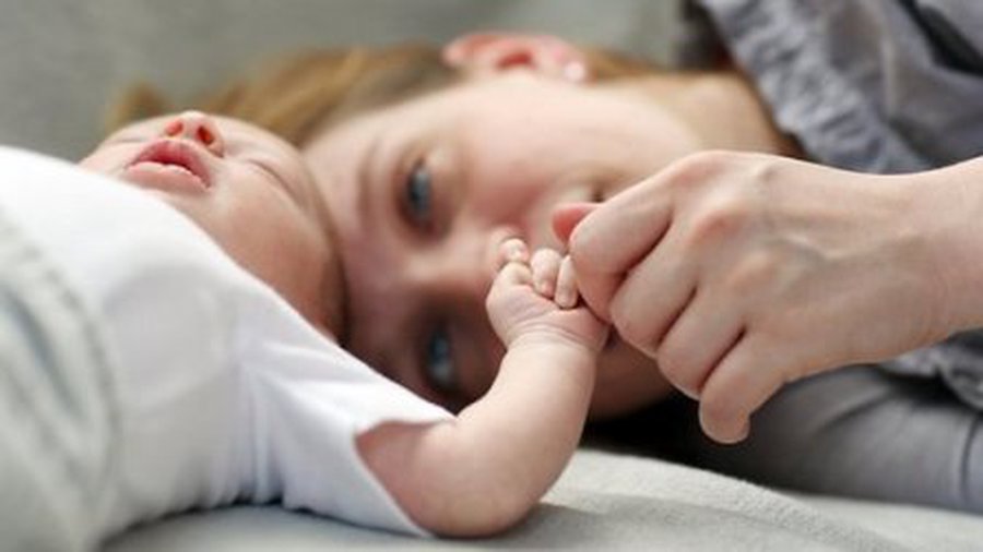 Вымирание жителей Латвии можно остановить лишь рождаемостью на уровне Африки — демограф - Литва и страны Балтии