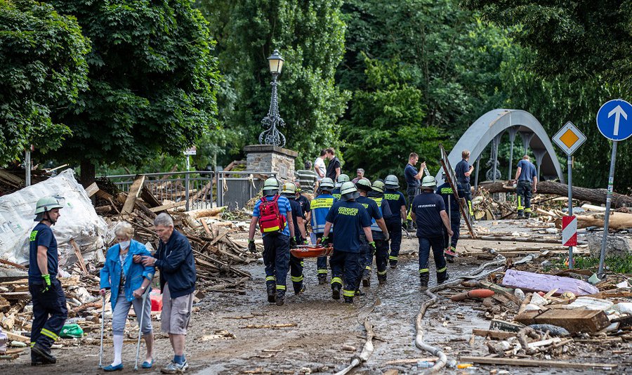 Vokietijoje nuslinkus nuošliaužai žuvo keli žmonės - Pasaulyje