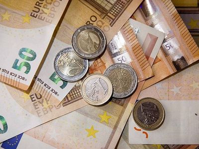 А. Думбрава – о повышении пенсий и о значении стажа при выходе на досрочную пенсию - В Висагинасе