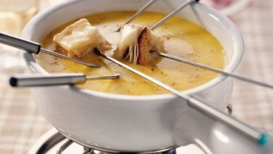 Франция: борьба за домашнюю еду обрела форму закона

 - В Мире