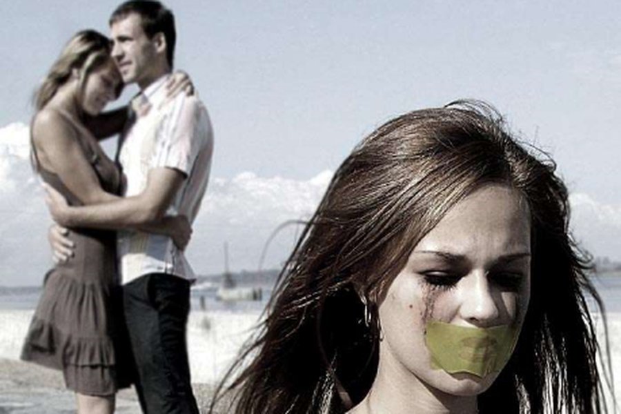 При вспышках ревности женщины начинают хуже видеть - Наука и здоровье