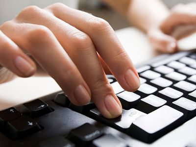 Почти половина Twitter-пользователей никогда не писали сообщений - IT новости