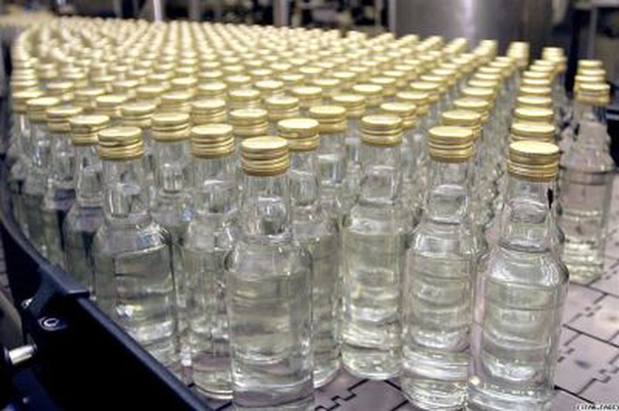 За полгода белорусы выпили водки и «чернил» на миллиард долларов - Хобби, отдых и развлечения