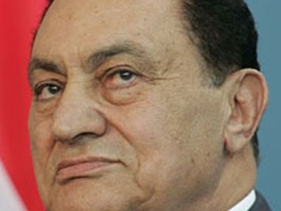 Мубарак хочет уйти в отставку, но не может - В Мире