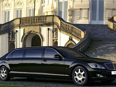 На чем ездит Медведев - Хобби, отдых и развлечения