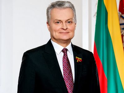 Г. Науседа подписал закон об одноразовом пособии в размере 200 евро - Литва и страны Балтии