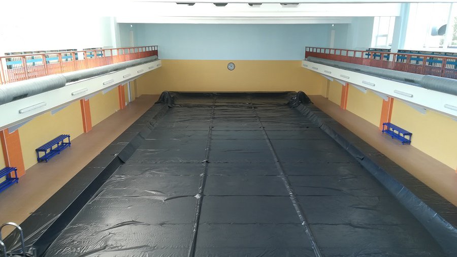 Бассейнов не увидим до осени - В Висагинасе